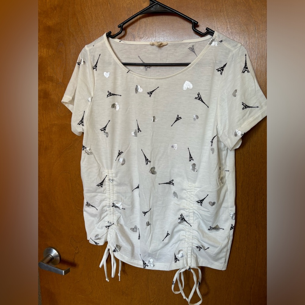 Eiffel Tower/Hearts Shirt w/Ties